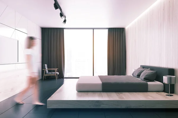 Белый лофт спальня с телевизором с тонированным видом сбоку — стоковое фото