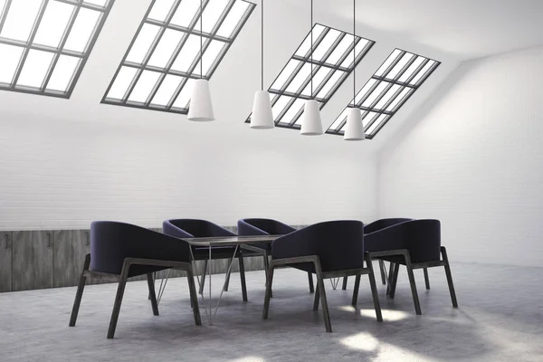 Attic vergadering kamer hoek, zwarte stoelen — Stockfoto