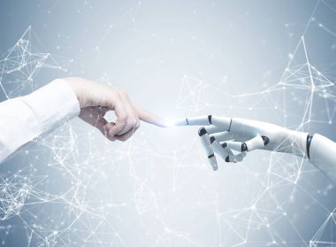 İnsan ve robot eller uzanarak, ağ