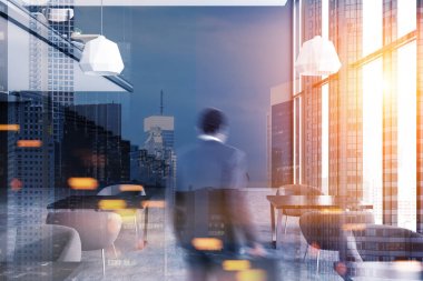 Gri loft modern café iç, işadamı