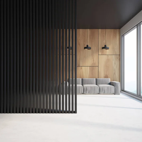 Hölzerne Und Schwarze Wand Wohnzimmer Mit Einem Weichen Grauen Sofa — Stockfoto