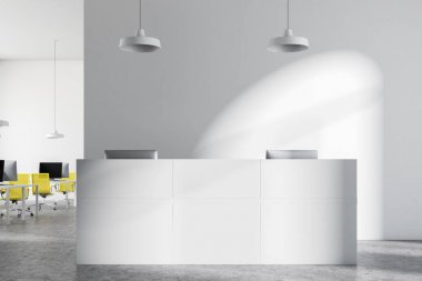 Bir açık plan ofiste beyaz Resepsiyon yakın çekim