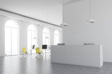 Beyaz resepsiyonda bir açık plan office yan görünüm