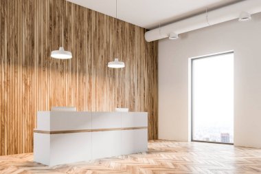 Beyaz modern bir ofis, ahşap resepsiyonda