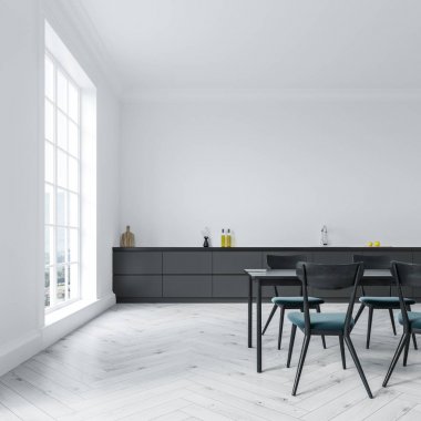 Beyaz yemek odası iç, siyah tablo