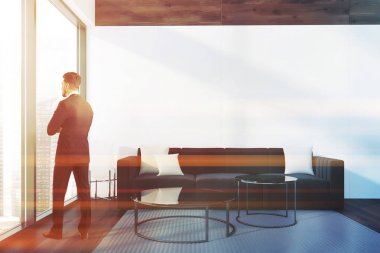 İşadamı loft siyah ve beyaz oturma odasında