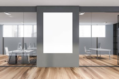 Gri ofis salonunda afiş hazırla.