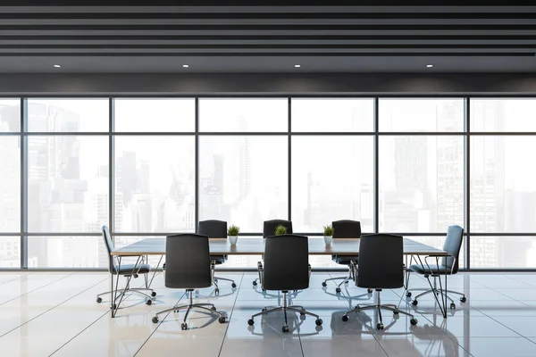 Panoramik siyah tavan toplantı odasının içi — Stok fotoğraf