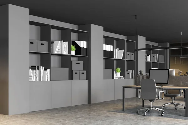 Moderní šedé kancelářské pracoviště v otevřeném prostoru — Stock fotografie