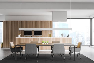 Panoramik ahşap mutfak ve yemek masası.