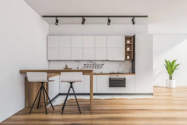 Cozinha branca e de mármore com bar — Fotografia de Stock
