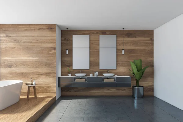 Interior del baño de madera con azulejos grises — Foto de Stock