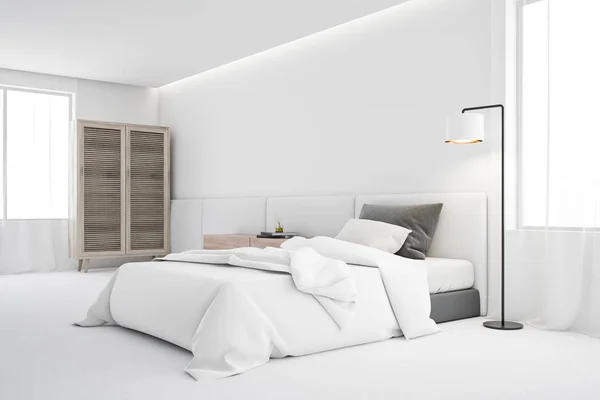 Rincón dormitorio blanco con cama individual y armario — Foto de Stock