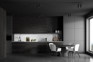 Gri ve ahşap mutfak tezgah ve demirle