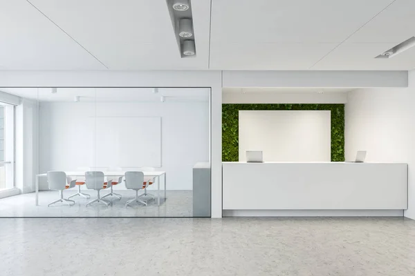 Mesa de recepção estilo Eco e sala de reuniões de escritório — Fotografia de Stock