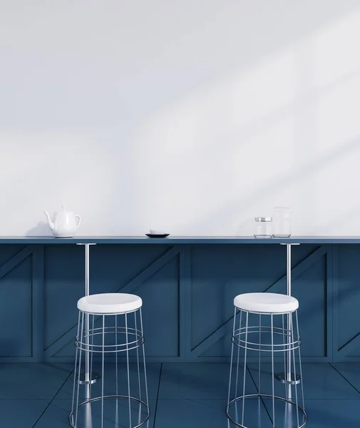 Minimalistický interiér modrého a bílého baru — Stock fotografie