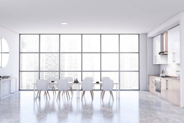 Beyaz ve bej panoramik mutfak iç mimarisi