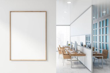 Posterli beyaz ve mavi açık uzay ofisi