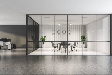 Gri açık uzay ofisindeki beyaz toplantı odası