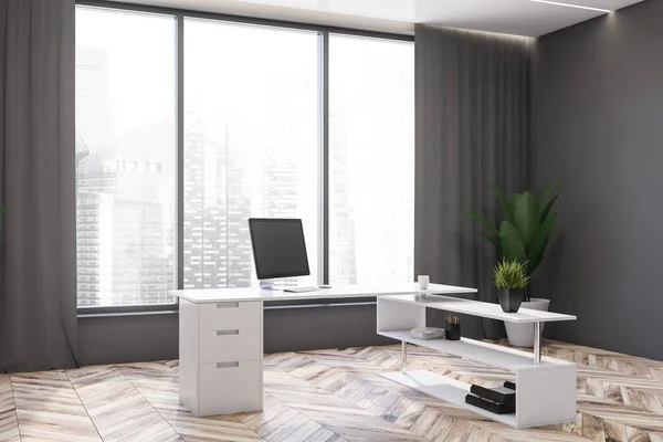 Interno grigio home office con computer — Foto Stock