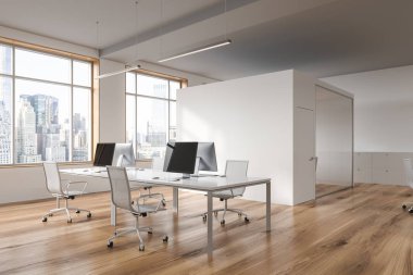Şehir manzaralı modern beyaz ofis