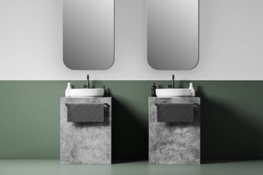 Çift lavabo ile beyaz ve yeşil banyo