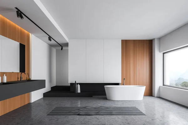 Interno bagno bianco e legno — Foto Stock