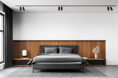 Beyaz ve ahşap ana yatak odası iç