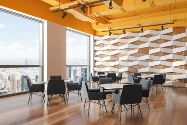 Sarı tavan geometrik şablon kafe köşesi