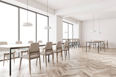 Panoramik restoranın köşesinde beyaz duvarlar, ahşap zemin, sandalyeli ahşap masalar ve pencere kenarındaki tabureler. 3d oluşturma