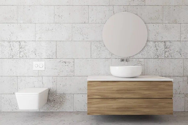 石のタイルの壁 コンクリートの床 ラウンドシンク木製のカウンターとトイレに立って広々としたバスルームのインテリア 3Dレンダリング — ストック写真