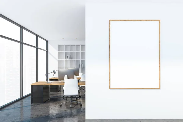 现代开放办公室的内部有白墙 水泥地板 成排的电脑桌和装有文件夹的书柜 窗户与模糊的城市景观和垂直模拟海报 3D渲染 — 图库照片