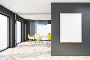 İş merkezinin lobisinde asılı posterler var. Koyu gri duvarları, ahşap zemini, uzun konferans masası ve sarı sandalyeleri olan toplantı odasının yanında. 3d oluşturma