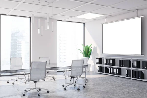 现代会议室内部设有白色墙壁 混凝土地板 白色椅子和模拟投影屏幕 企业风格的概念 黑色城市景观 3D渲染 — 图库照片