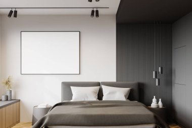 Beyaz ve gri duvarları, tahta zemini, rahat kral yatağı ve yatay poster çerçevesi olan modern ana yatak odasının içi. 3d oluşturma