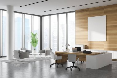 Panoramik CEO ofisinin köşesinde beyaz ve ahşap duvarlar, ahşap bilgisayar masası, dikey maket poster ve koltuklu salon alanı. Bulanık tropikal manzaralı pencereler. 3d oluşturma