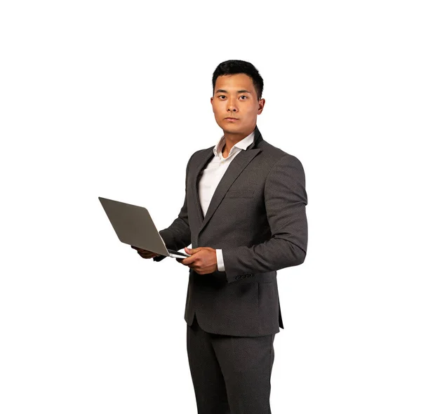 Retrato Isolado Metade Comprimento Jovem Empresário Asiático Sério Segurando Laptop — Fotografia de Stock