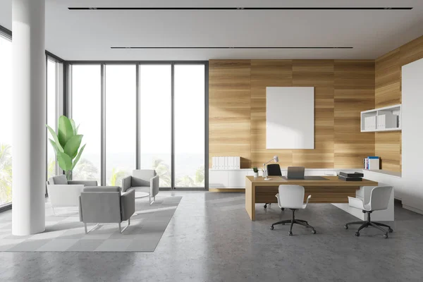 全景首席执行官办公室的内部设有白色和木制墙壁 木制电脑桌 垂直模拟海报和带扶手椅的休息区 热带景色模糊的窗户 3D渲染 — 图库照片