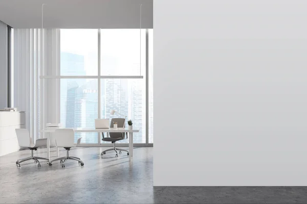 Intérieur Bureau Panoramique Pdg Avec Murs Blancs Sol Béton Table — Photo