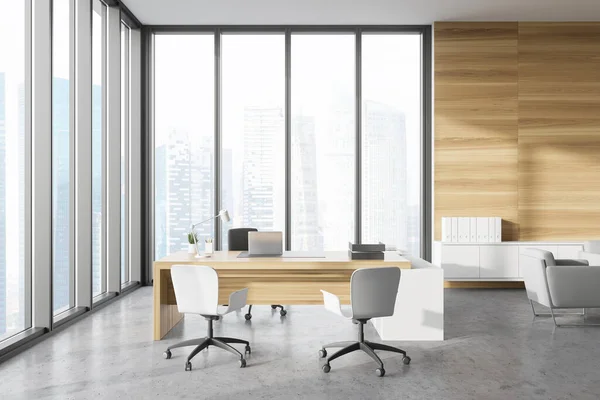 Interno Ufficio Ceo Panoramico Con Pareti Bianche Legno Scrivania Legno — Foto Stock