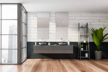 Ahşap ve gri tuğla duvarlı, ahşap zemin, beyaz tezgahta duran çift lavabo, iki dikey ayna ve güzellik ürünleriyle dolu raflar. 3d oluşturma