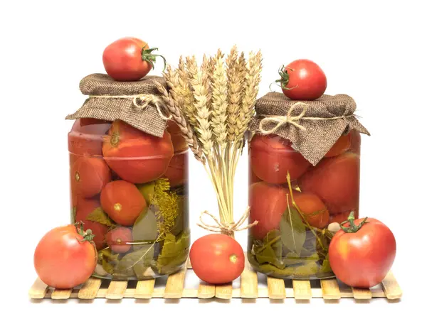 Gezouten Tomaten Houten Ondergrond — Stockfoto