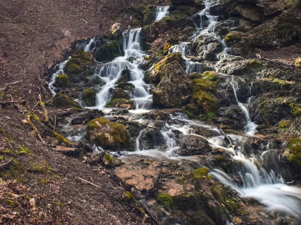 Krásná Krajina Vodním Kaskádou Metoda Dlouhého Vystavení — Stock fotografie