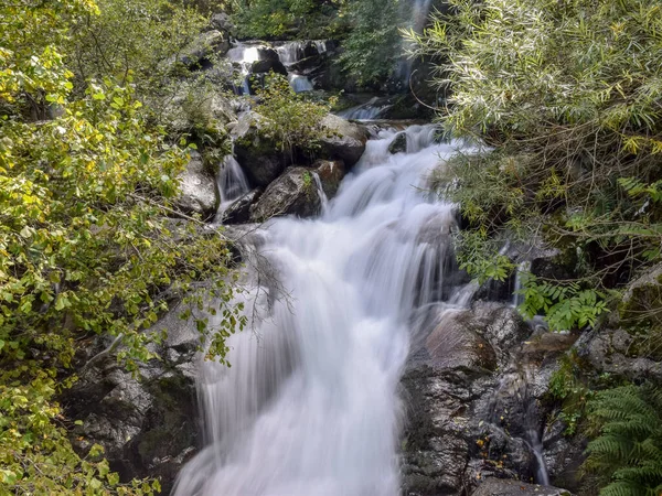 Mountain river waterfall — Stock Photo, Image