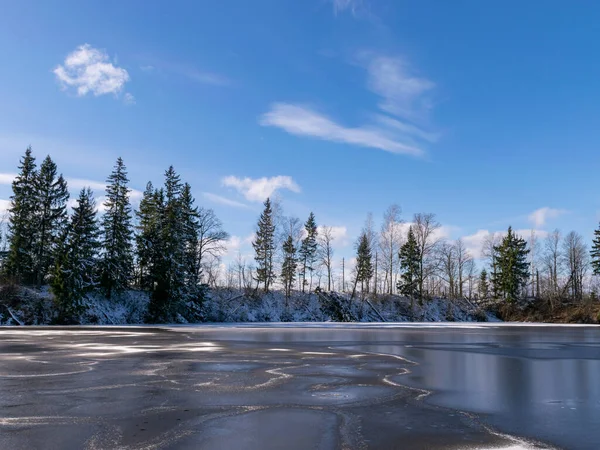 Sunny Winter Landscape Texture Frozen Lake Foreground Glare Sky Ice — Stock Photo, Image