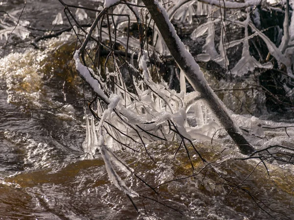 Image Avec Diverses Formations Glace Sur Fond Rivière Floue Écoulement — Photo