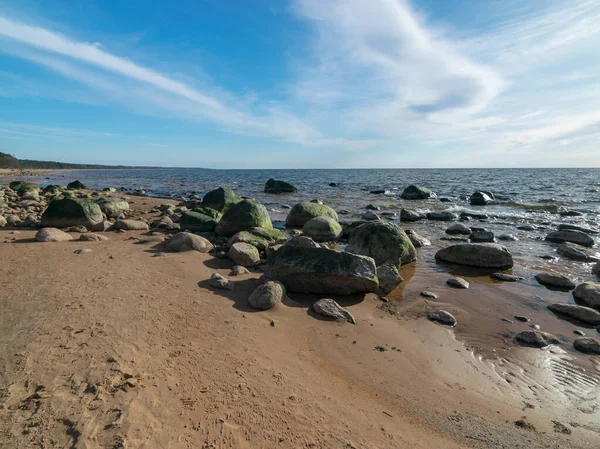 Widok Kamieniste Wybrzeże Morza Vidzeme Stony Seashore Łotwa — Zdjęcie stockowe