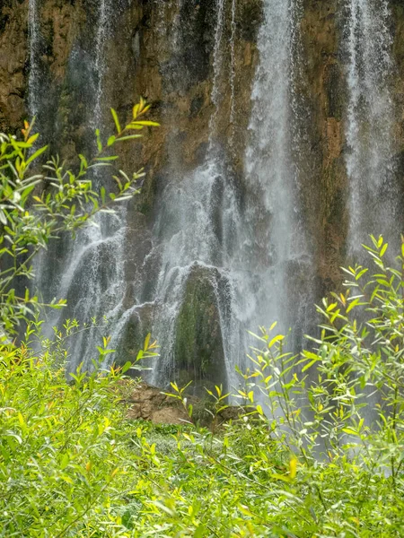 Beautifull Waterfalls Streams Crystal Clear Water Plitvice Lakes National Park — Stock Photo, Image