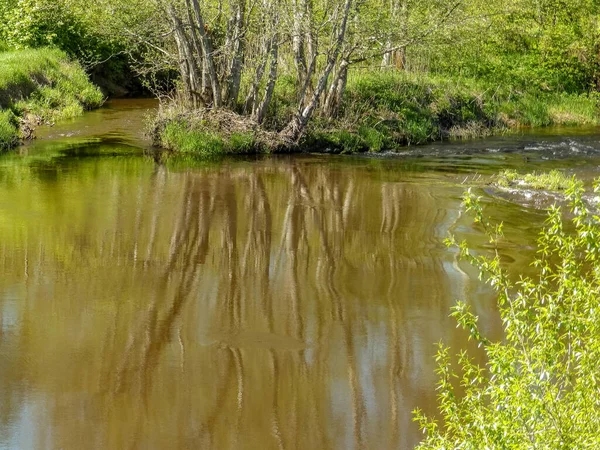 Murverk Bron Över Floden Kuja Solig Dag Början Våren Med — Stockfoto