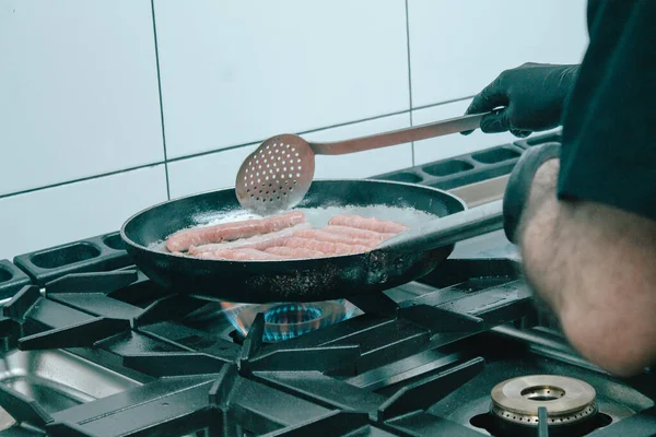 Cocina Preventiva Con Guantes Látex Para Evitar Infecciones Contagios Gastronomía —  Fotos de Stock